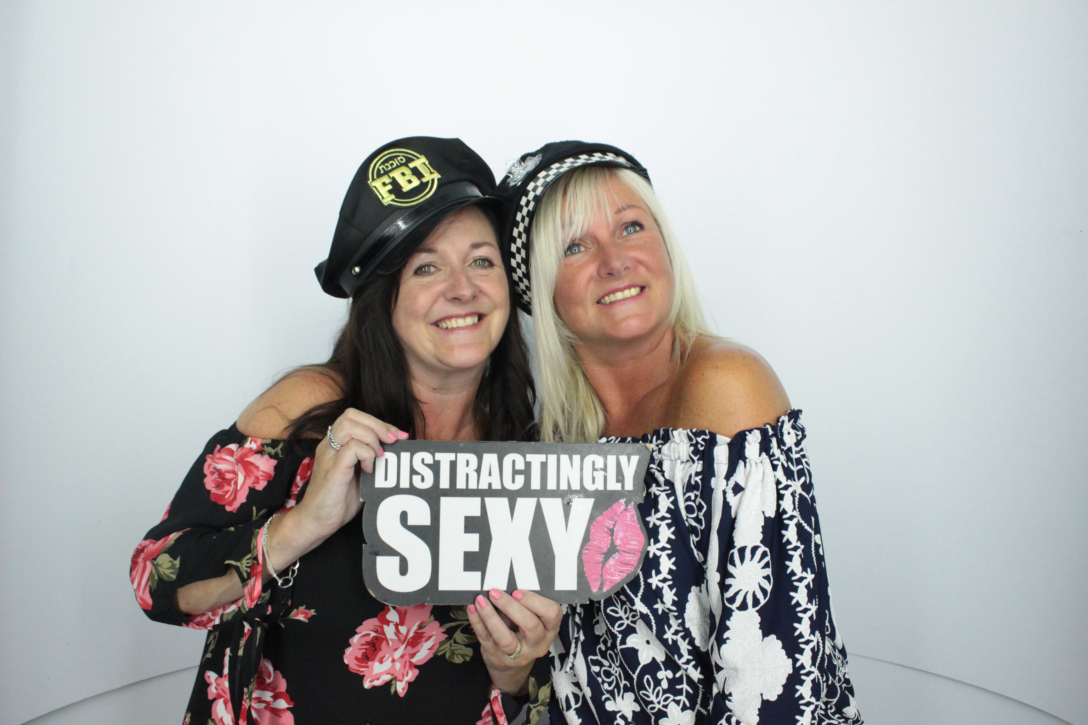 Martin & Colleen’s Joint 50th | View more photos from the event at gallery.myphotoboothexperience.co.uk/u/MyPhotoBoothExperienceLtd/Martin-Colleen’s-Joint-50th
